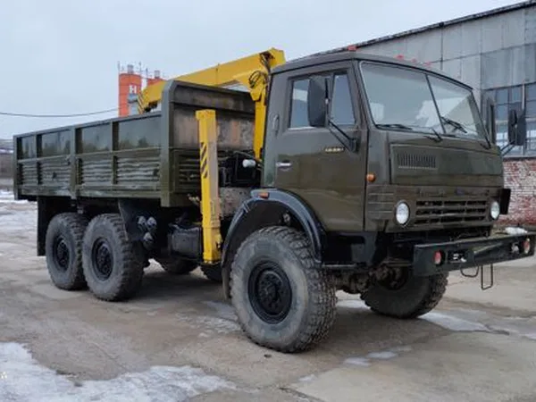 Бортовой грузовик с КМУ КамАЗ 4310