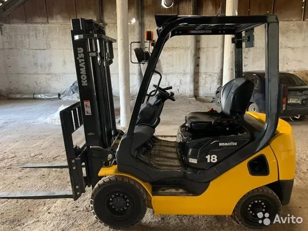 Вилочный погрузчик Komatsu