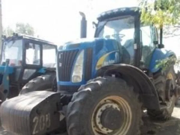 Трактор New Holland T8050
