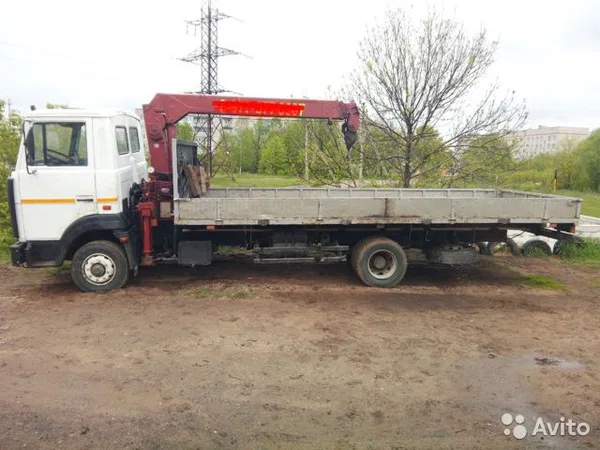 Бортовой грузовик с КМУ МАЗ 4370 Зубренок