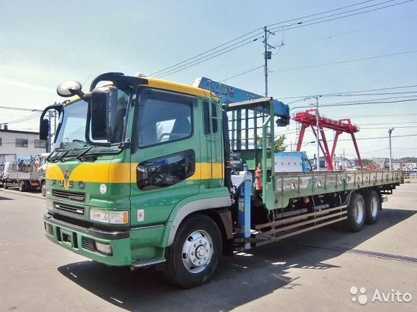Бортовой грузовик с КМУ Mitsubishi Fuso