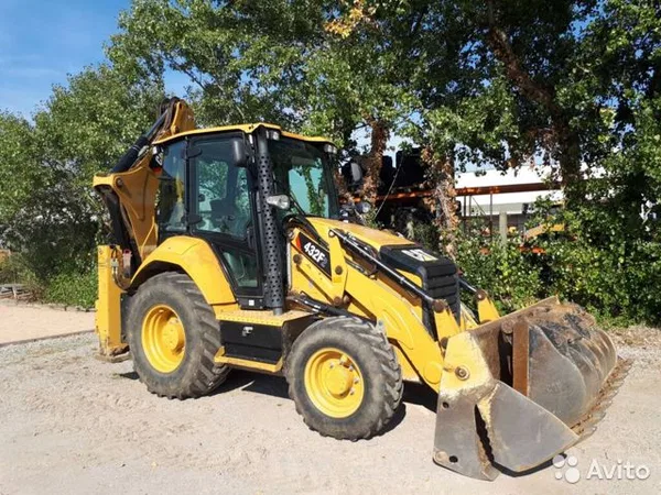 Экскаватор-погрузчик Caterpillar 432F