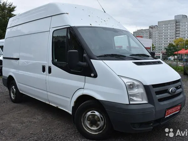 Цельнометаллический фургон Ford Transit 2.2 TDCi MT