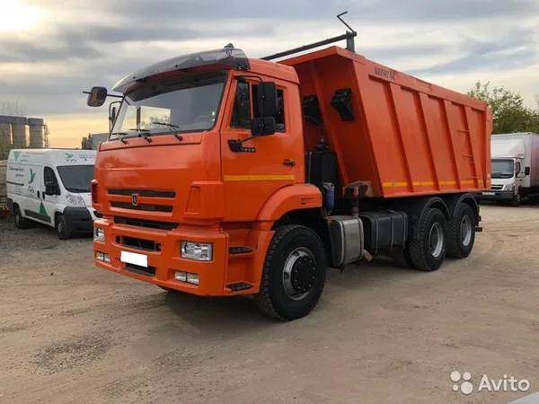Самосвал КамАЗ 6520