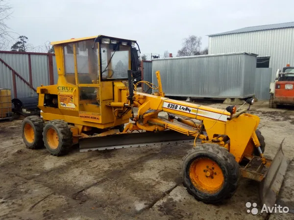 Автогрейдер LEEBOY 635B