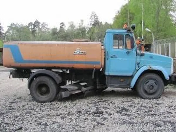 Поливомоечная машина ЗИЛ КО-713