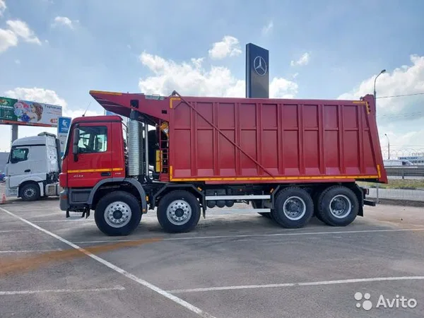 Самосвал Mercedes-Benz Actros 4144K (углевоз)