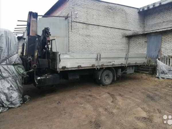 Бортовой грузовик с КМУ Hyundai HD120