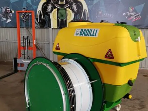 Навесной опрыскиватель Badilli Speedy 800 Rеvеrs (садовый)