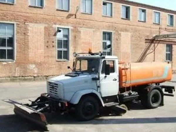 Поливомоечная машина ЗИЛ КО-713