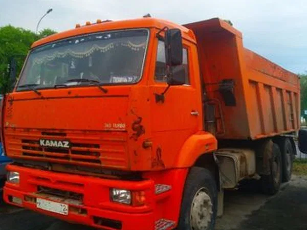 Самосвал КамАЗ 6520