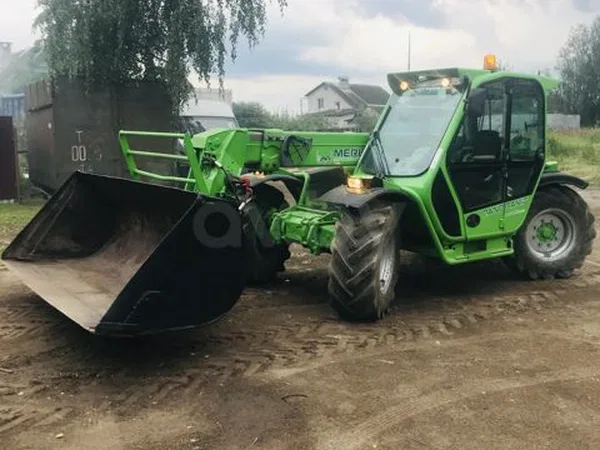 Телескопический погрузчик Merlo P 32.6 Plus