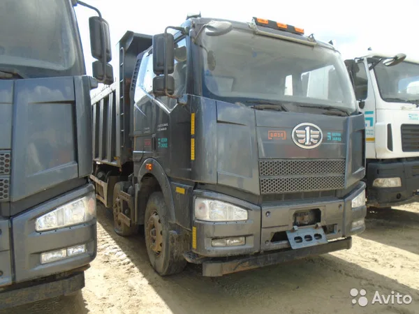 Самосвал FAW CA3310P66K24T4E4