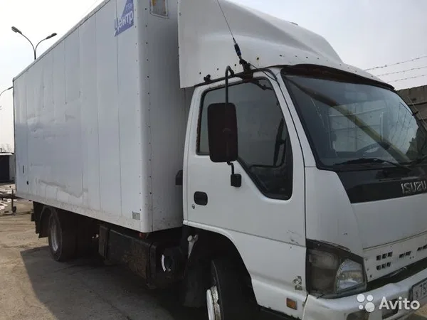 Промтоварный фургон Isuzu AF-4749S0