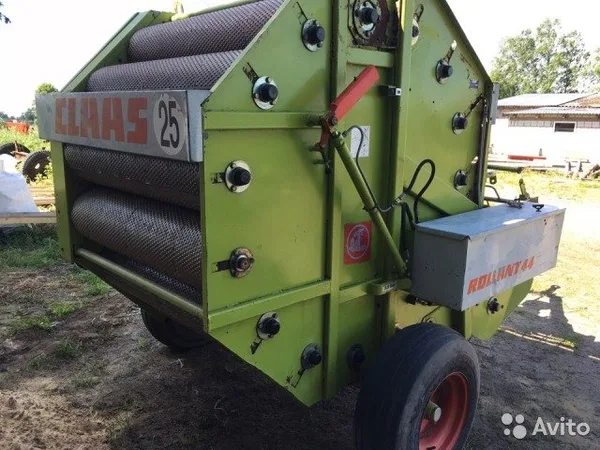 Пресс-подборщик Claas Rollant 44
