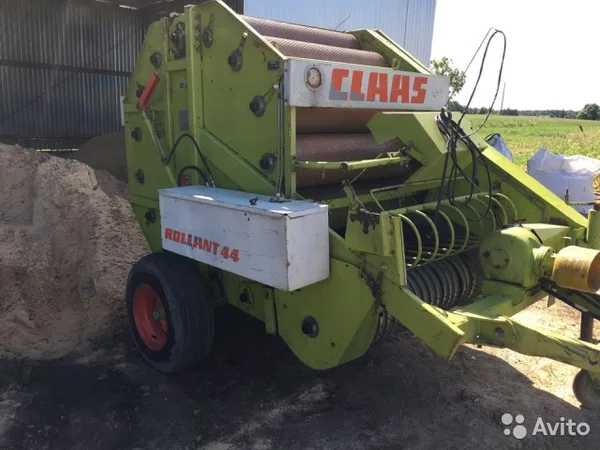 Пресс-подборщик Claas Rollant 44