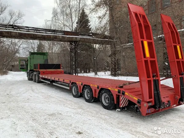 Полуприцеп тяжеловоз Waltrak 42 т.