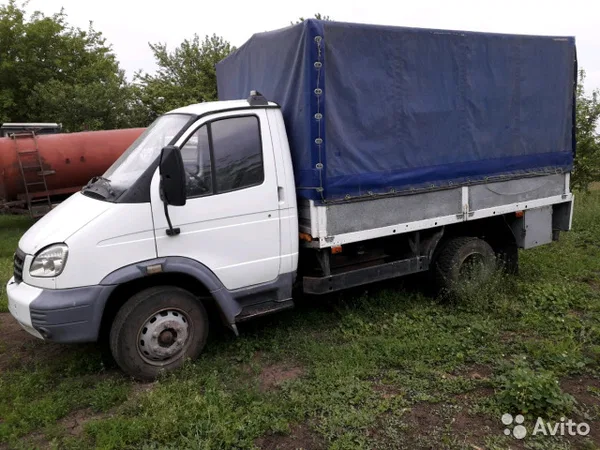 Тентованный автомобиль ГАЗ Валдай