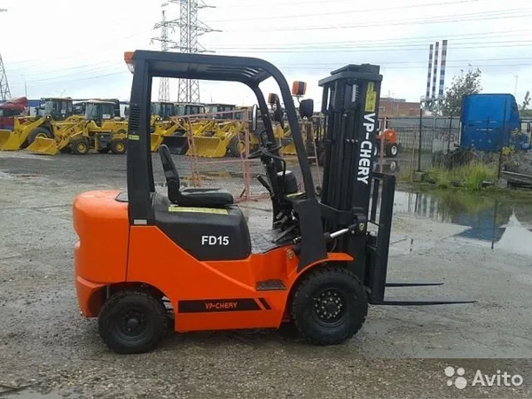 Вилочный погрузчик Chery FD15CE