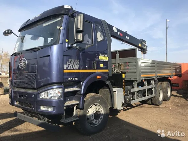Бортовой грузовик с КМУ FAW CA3250 с КМУ Hiab 160TM-6