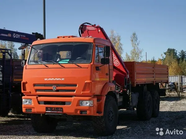 Бортовой грузовик с КМУ КамАЗ 43118 с КМУ Fassi F 245A.0.22