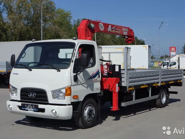Бортовой грузовик с КМУ Hyundai HD78
