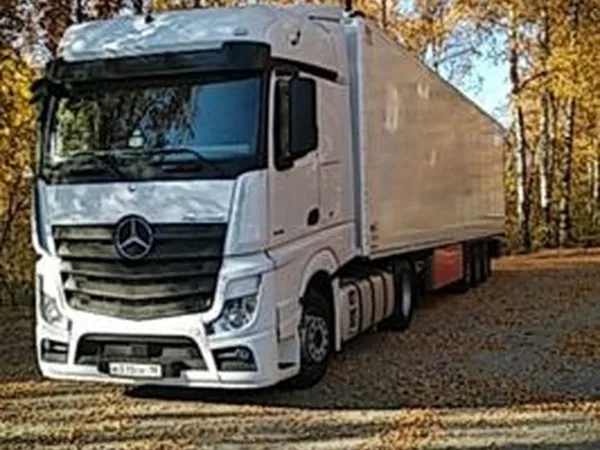 Седельный тягач Mercedes-Benz Actros MP4