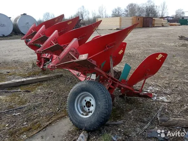 Плуг Agromash 4+1 оборотный