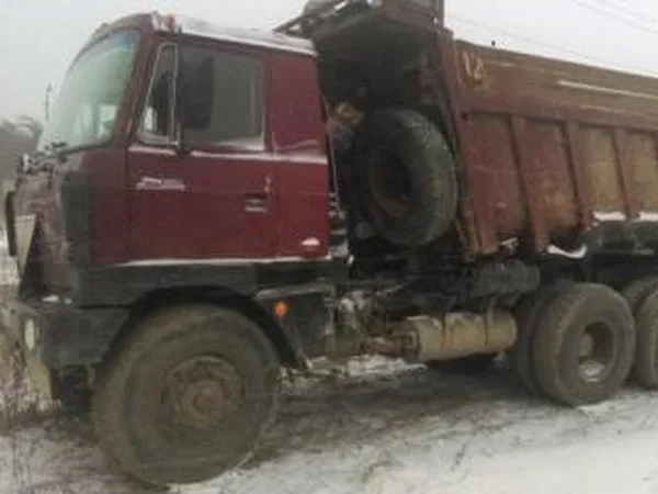 Самосвал Tatra 815