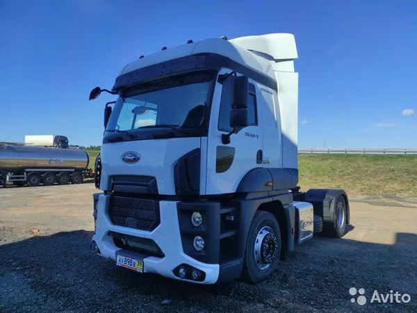 Седельный тягач Ford Trucks 1848T