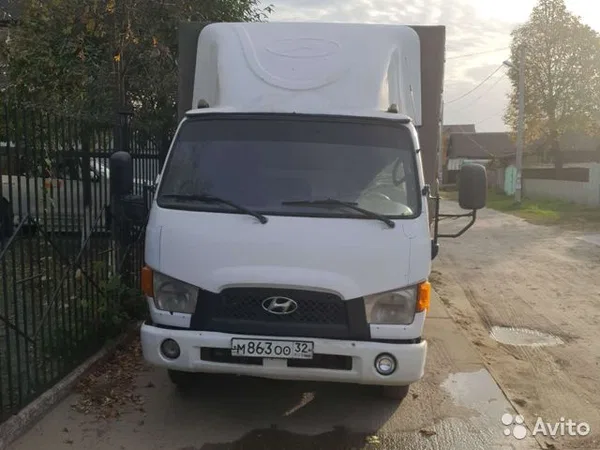 Тентованный автомобиль Hyundai HD78