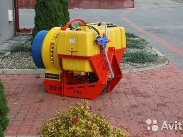 Навесной опрыскиватель Demarol 400 л. (садовый)