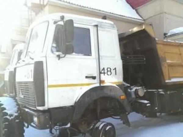 Самосвал МАЗ 6517