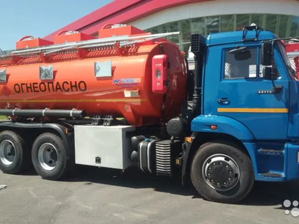 Бензовоз КамАЗ 65115 АТЗ Сеспель