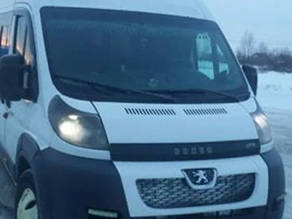 Микроавтобус Peugeot Boxer