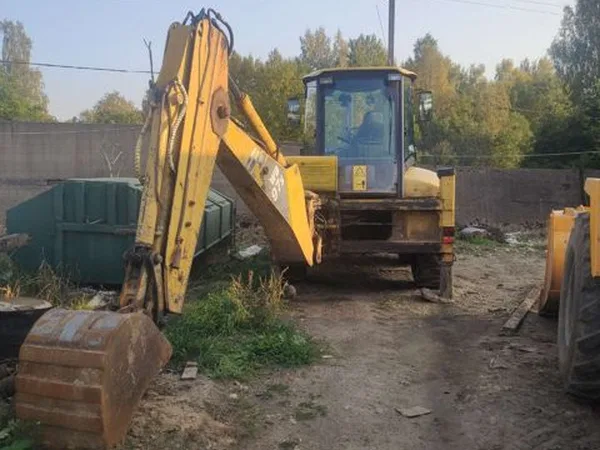 Экскаватор-погрузчик Komatsu WB97S2