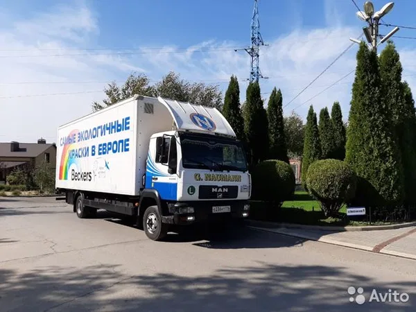 Грузовой фургон MAN 12.220