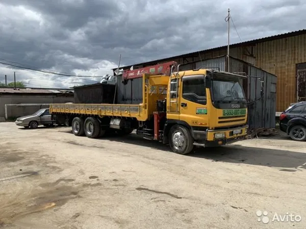 Бортовой грузовик с КМУ ISUZU
