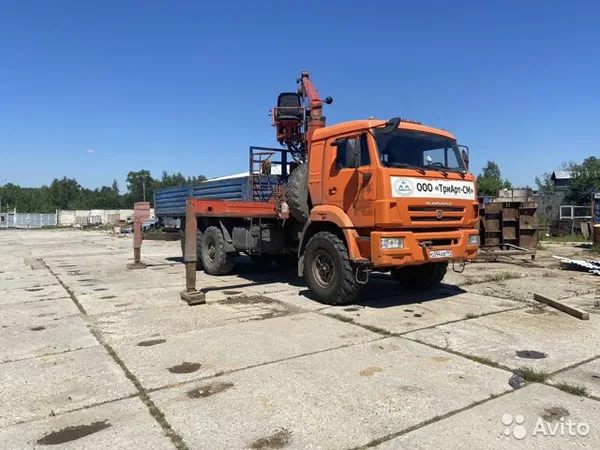 Бортовой грузовик с КМУ КамАЗ 43118 с КМУ Kanglim 1256 GII