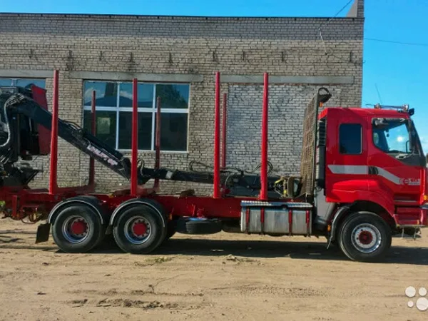 Сортиментовоз Sisu E18M