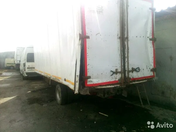 Промтоварный фургон Mitsubishi Fuso Canter TF