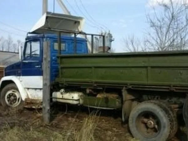 Самосвал ЗИЛ 4331