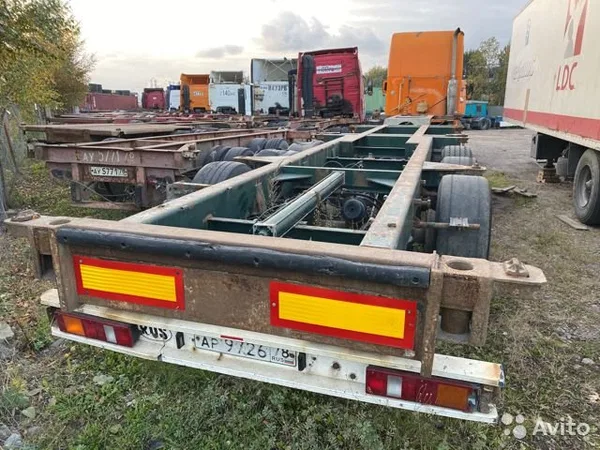 Полуприцеп контейнеровоз Renders Trailers