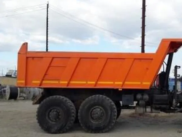 Самосвал КамАЗ 65222