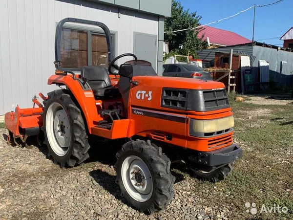Мини-трактор Kubota GT3