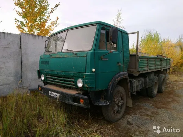 Бортовой грузовик КамАЗ 5320
