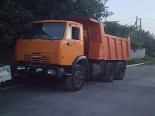 Самосвал КамАЗ