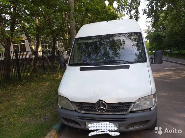 Цельнометаллический фургон Mercedes-Benz Sprinter
