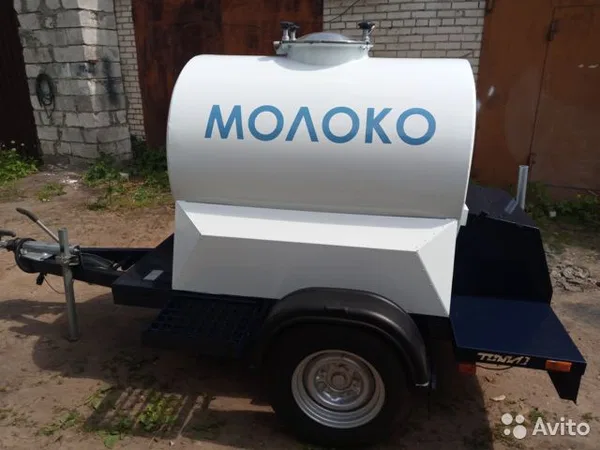 Легковой прицеп-цистерна бочка молочная 750 л