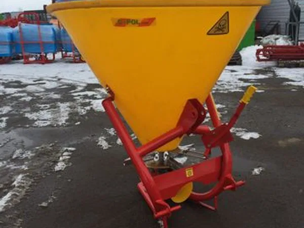 Разбрасыватель удобрений D-Pоl РУМ-500